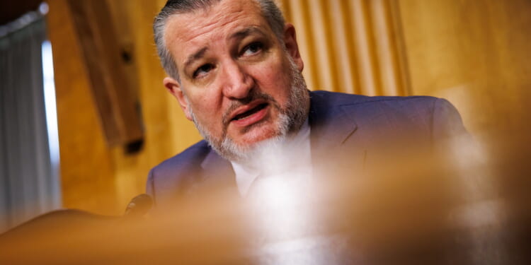 Report: Is Israeli Gov’t Funneling Big Bucks to Cruz Through Radio Syndicate?