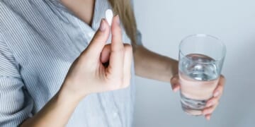 This 911 Call Highlights Everything Wrong With the Abortion Drug