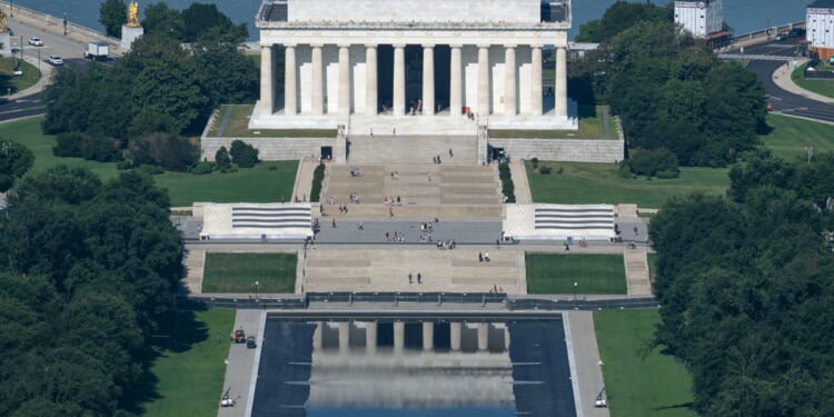 Trump Concedes Reflecting Pool Contractor Errors, but Still Blames Vandals as Prosecutors Drop Cases