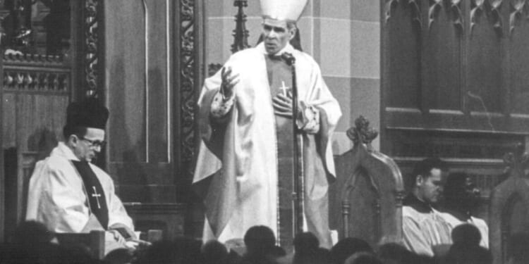 Rochester Diocese to receive first-class Archbishop Sheen relic