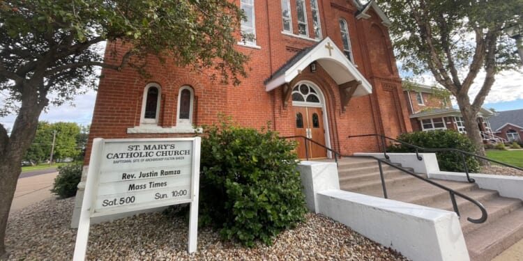 Illinois bishop announces first-ever parish to be named after Blessed Fulton Sheen