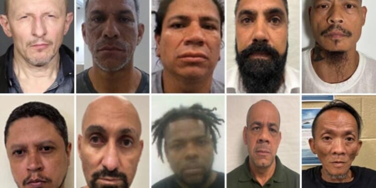 ICE Arrests Nearly 2,200 Illegal Migrants in New York Sweep