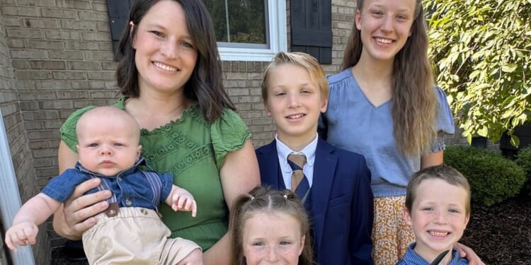 Mom Convicted of Misdemeanor for Letting Five-year-old Walk Alone