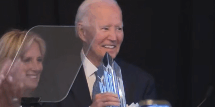 Planned Parenthood Gives Joe Biden Award for Helping It Kill More Babies in Abortions