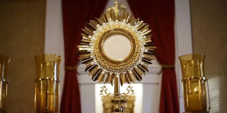 Seven ways to make a Holy Hour like Blessed Archbishop Sheen